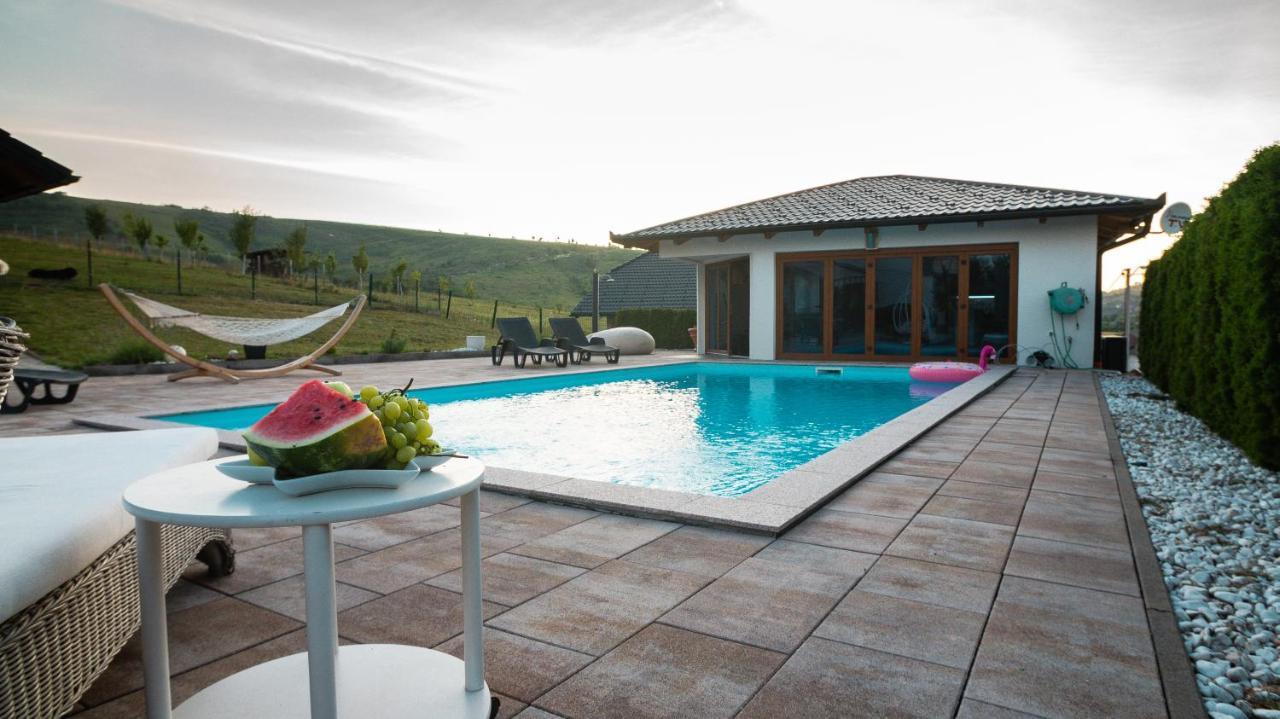 Villa De Luxe Bihać Екстериор снимка