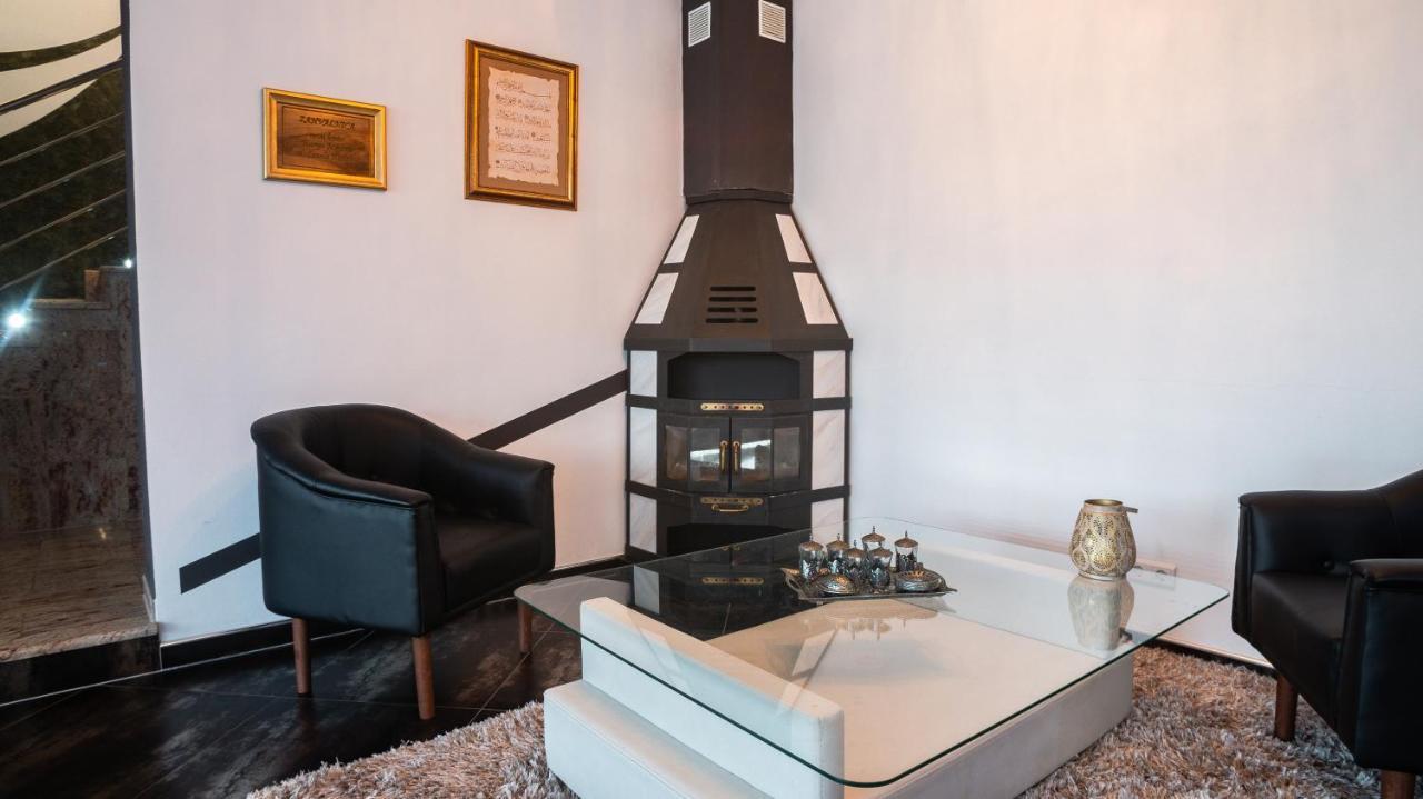 Villa De Luxe Bihać Екстериор снимка