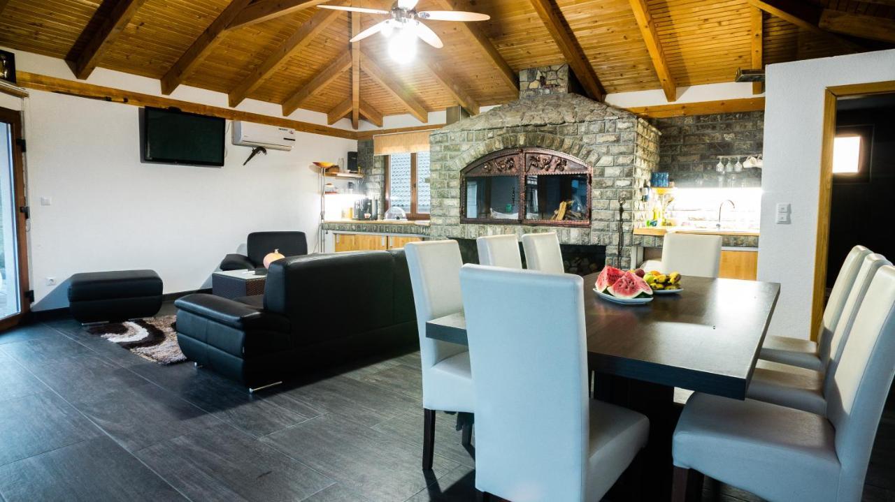 Villa De Luxe Bihać Екстериор снимка