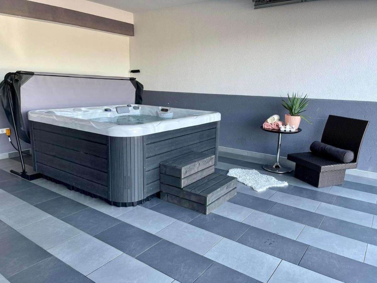 Villa De Luxe Bihać Екстериор снимка