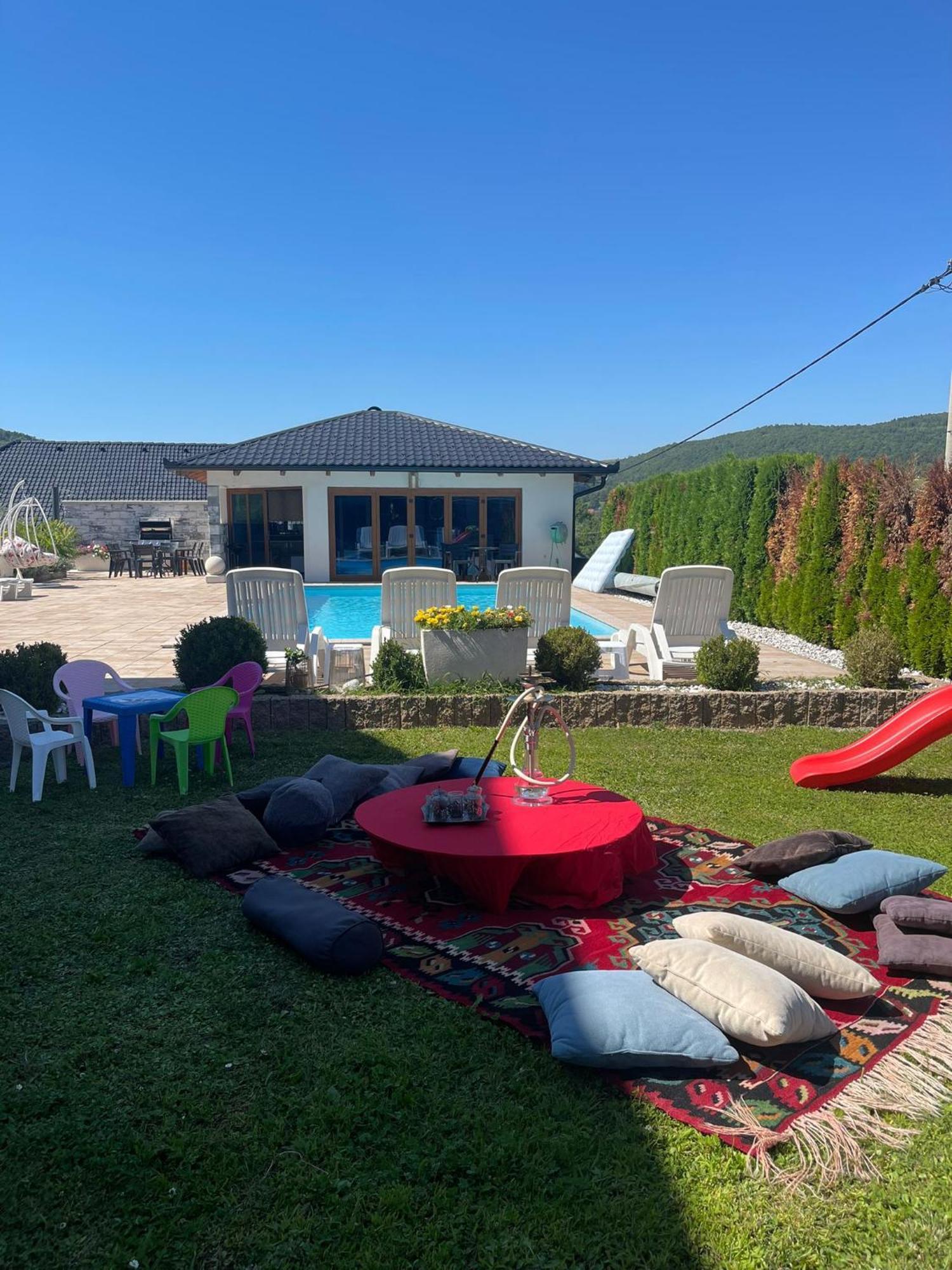 Villa De Luxe Bihać Екстериор снимка