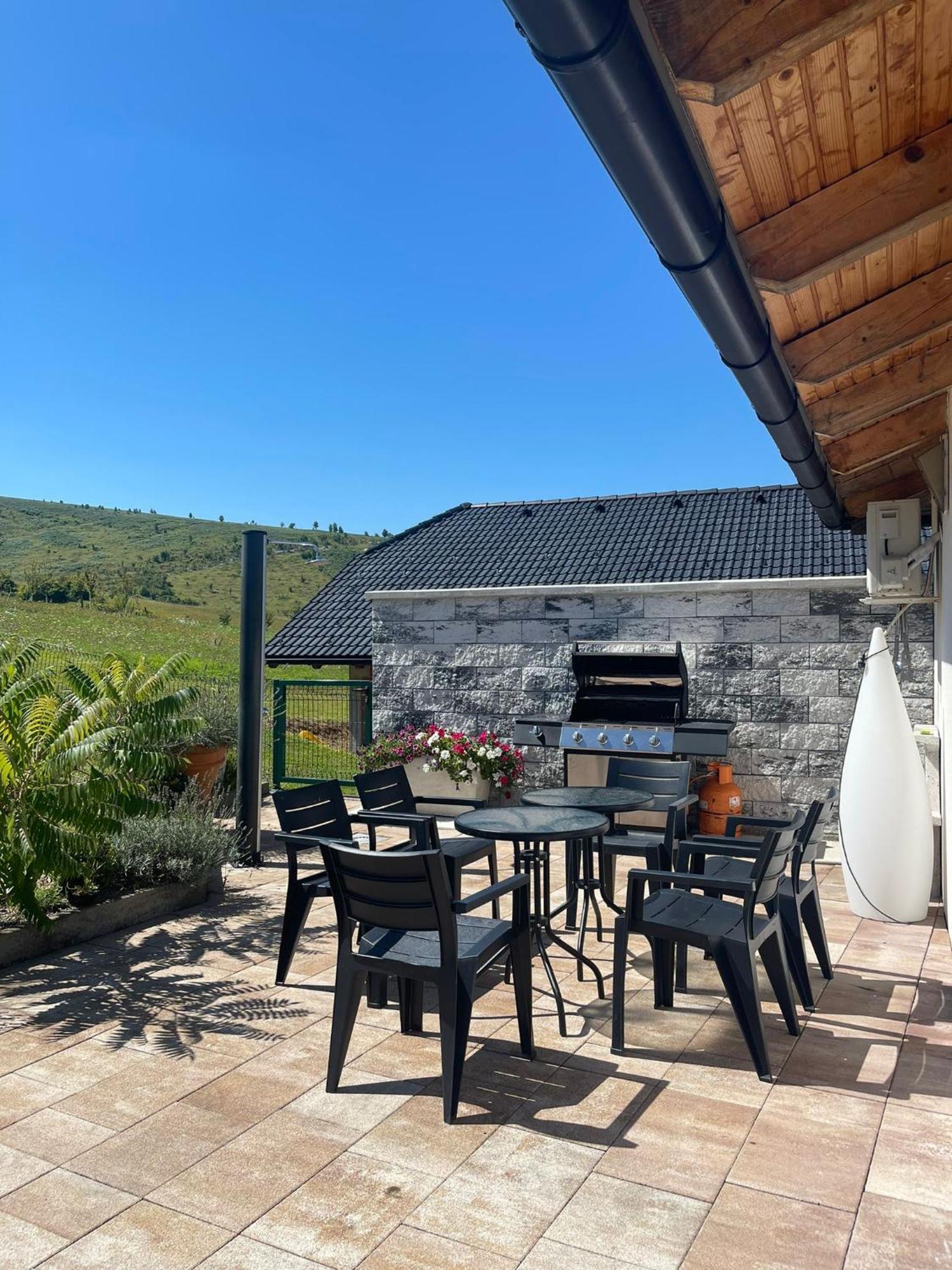 Villa De Luxe Bihać Екстериор снимка